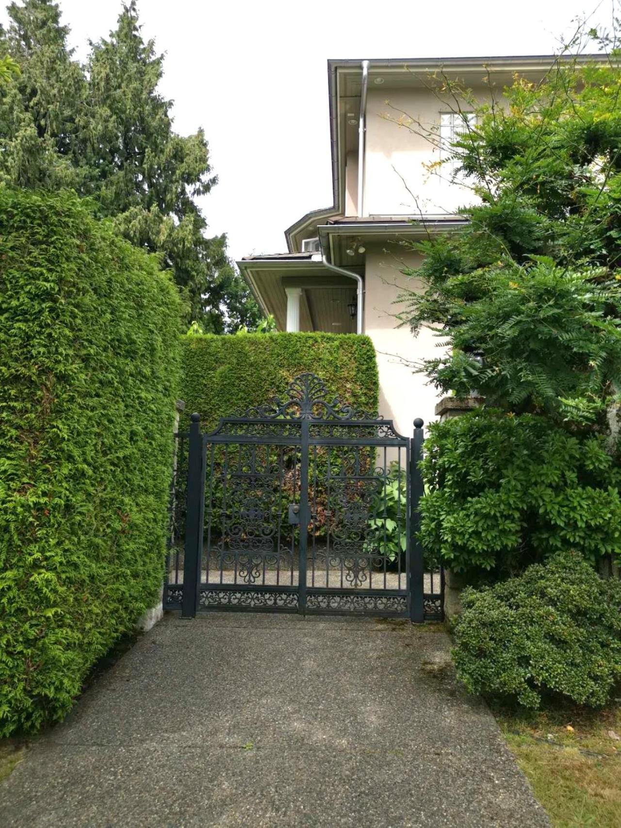 Van Nest Near Yvr Ubc Downtown Vancouver Exterior foto